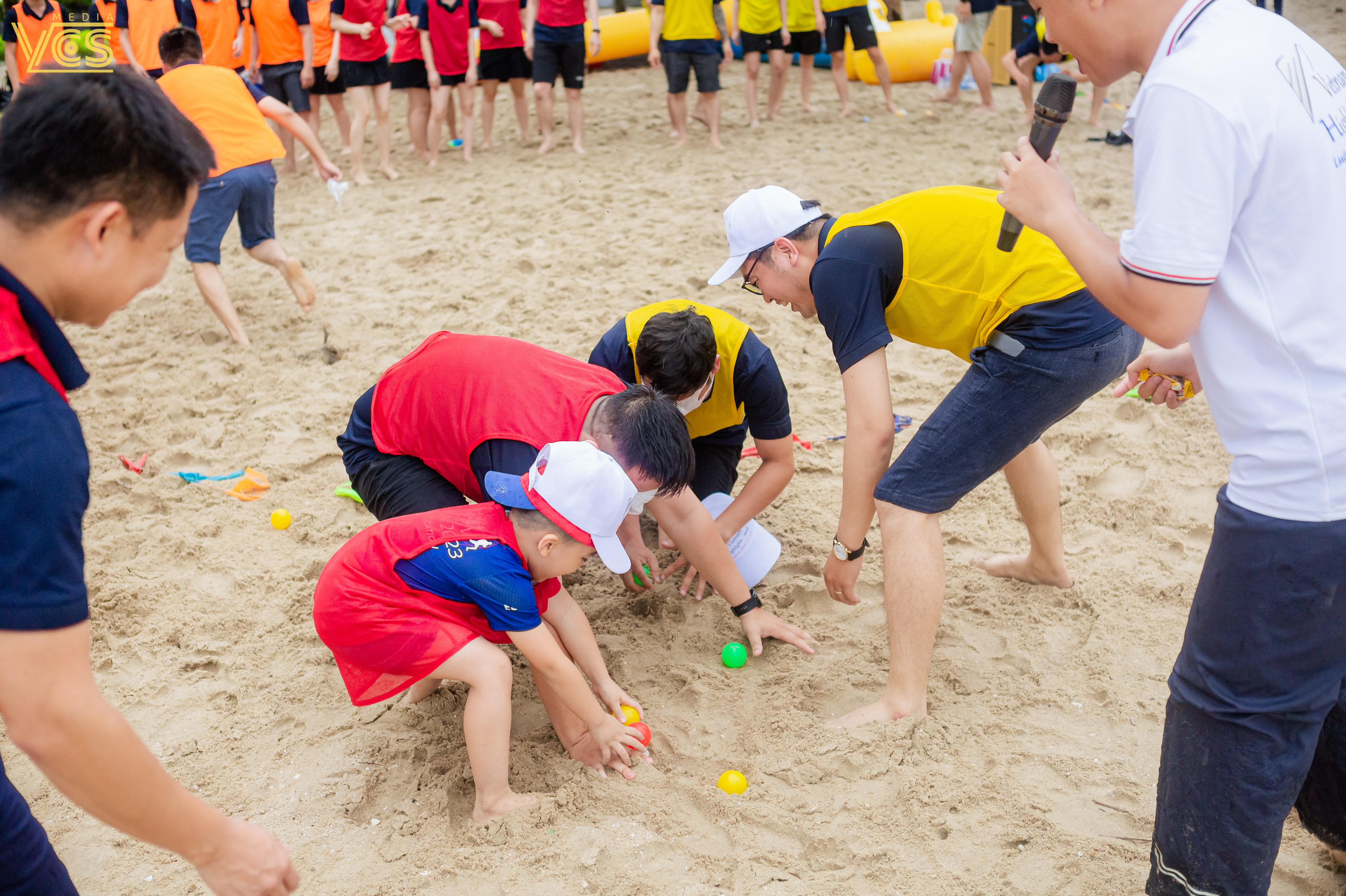 CÁCH TỔ CHỨC TEAMBUILDING CHUYÊN NGHIỆP NÂNG CAO TINH THẦN ĐỒNG ĐỘI