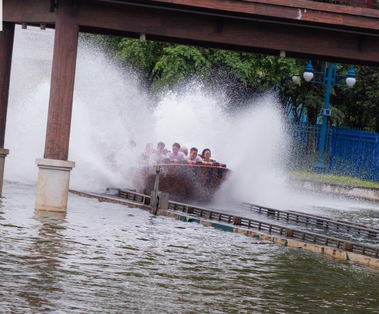 Team building cùngcông ty TNHH JYUICHIYA Việt Nam