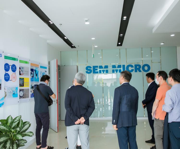 Chào đón các lãnh đạo từ tổng Tập đoàn DISCO Hàn Quốc tới thăm nhà máy SEM MICRO - SEM DIAMOND tại Việt Nam. 