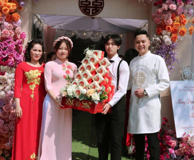 ĐÁM CƯỚI THÙY DƯƠNG & TIẾN HUY